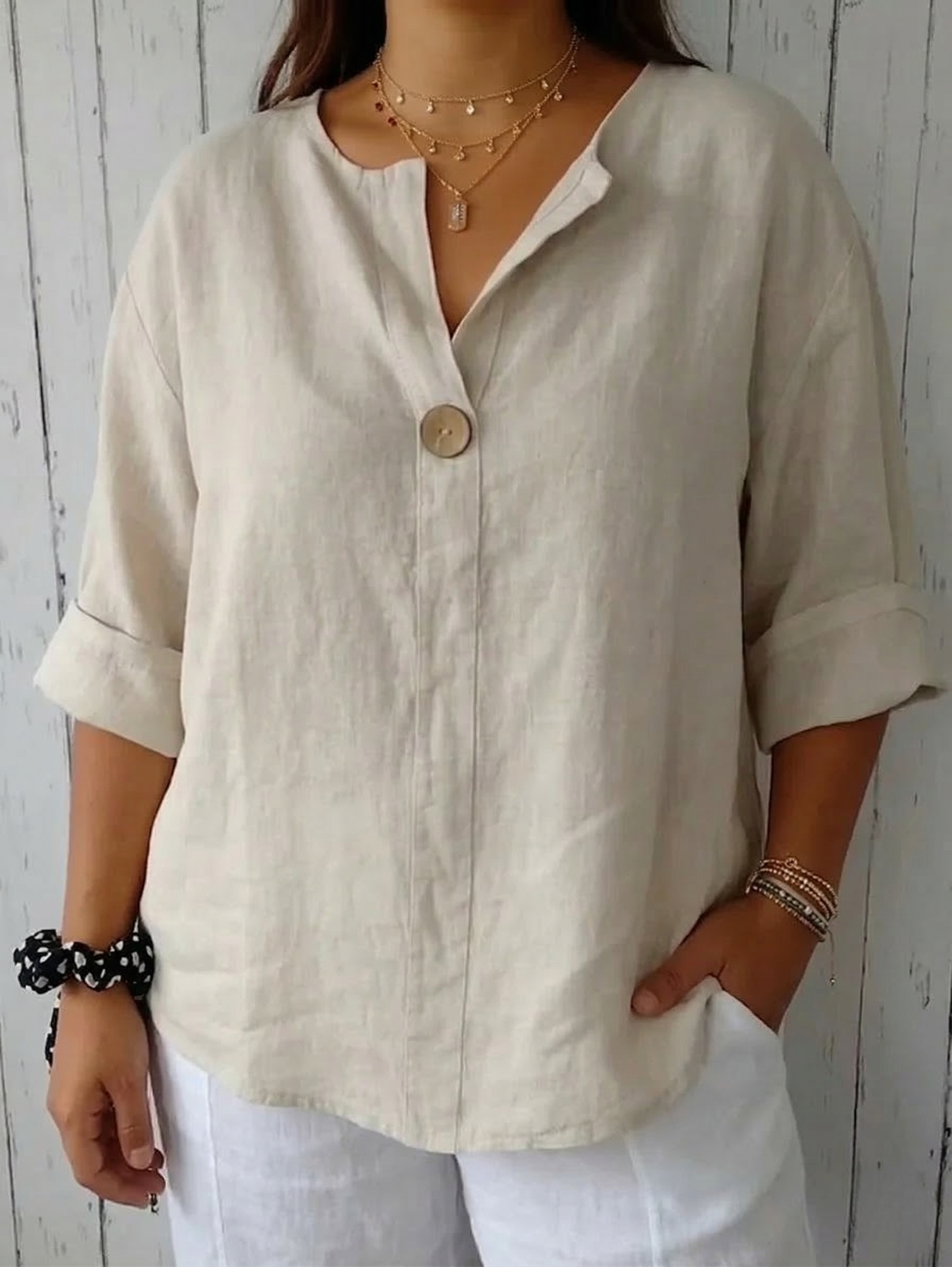 Luna - Casual V-Neck Blouse
