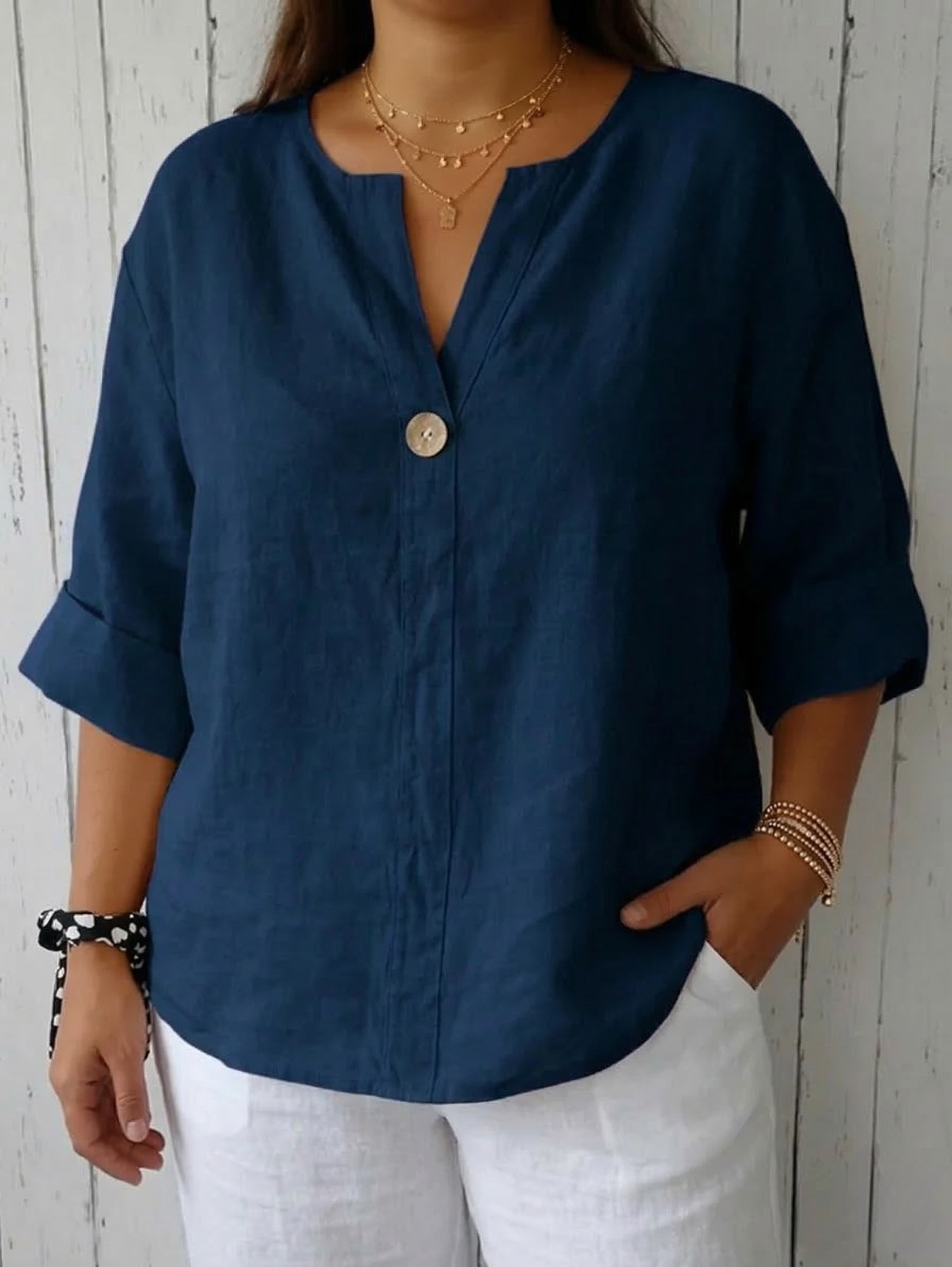 Luna - Casual V-Neck Blouse