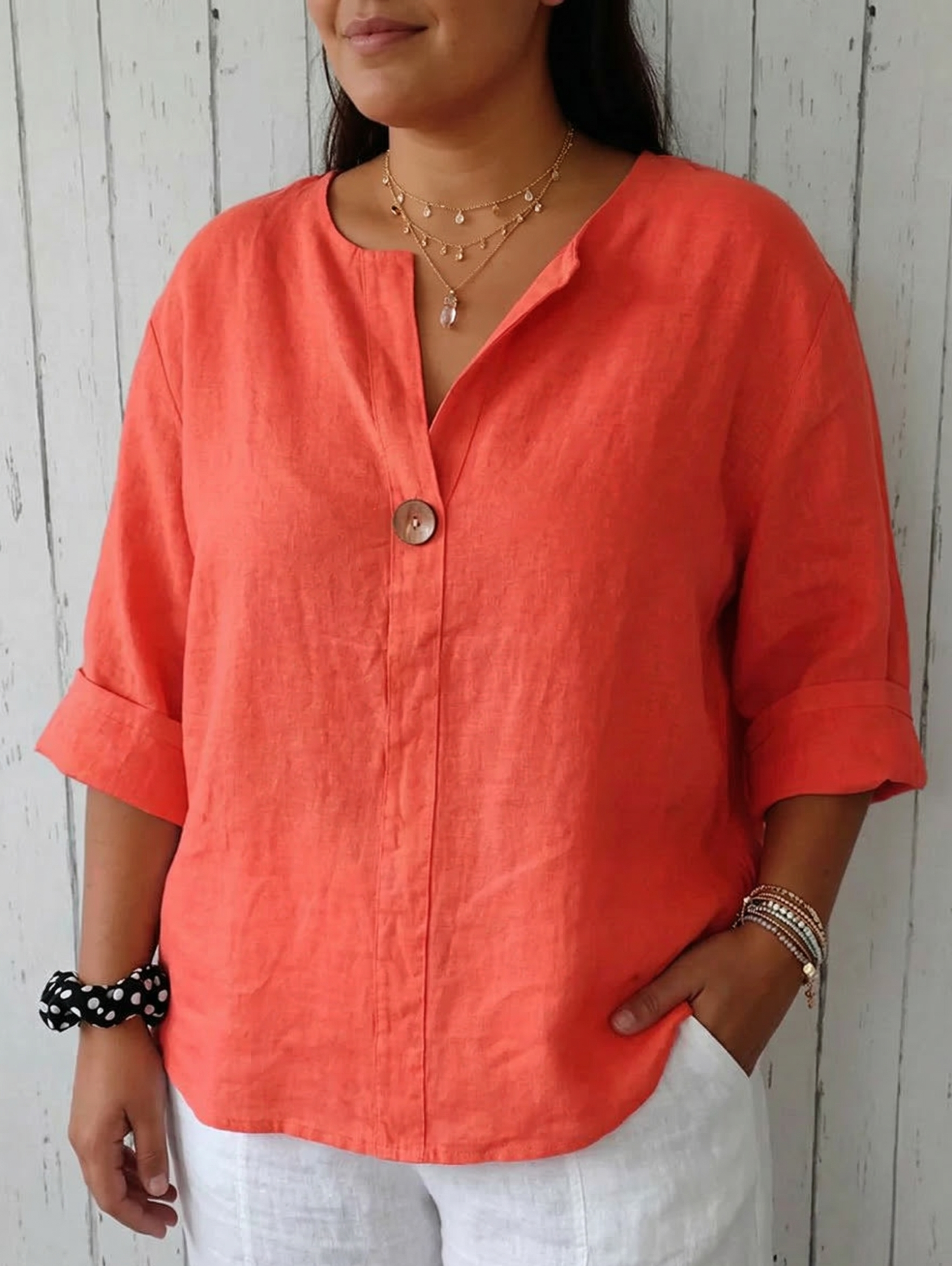 Luna - Casual V-Neck Blouse